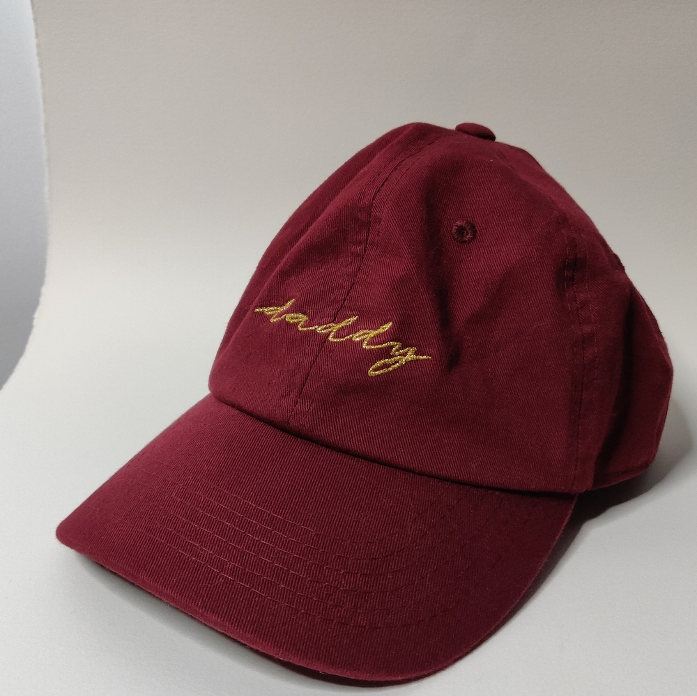 Dad Brand Daddy Script in Golf Thread Hat